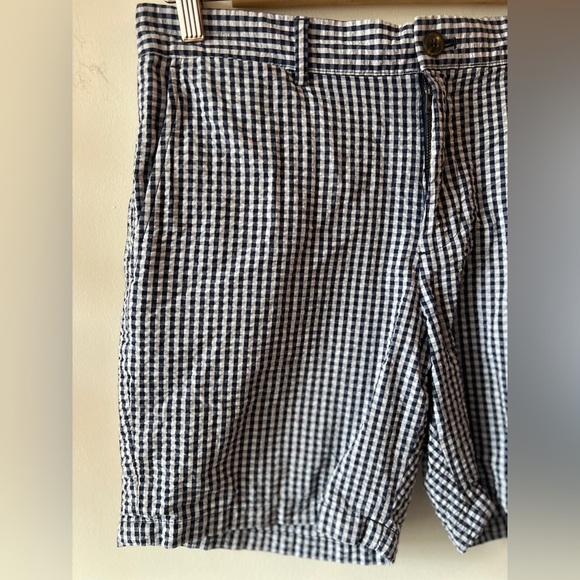 Club Monaco Baxter Fit 100% Cotton Shorts 30 EUC - Picture 5 of 9